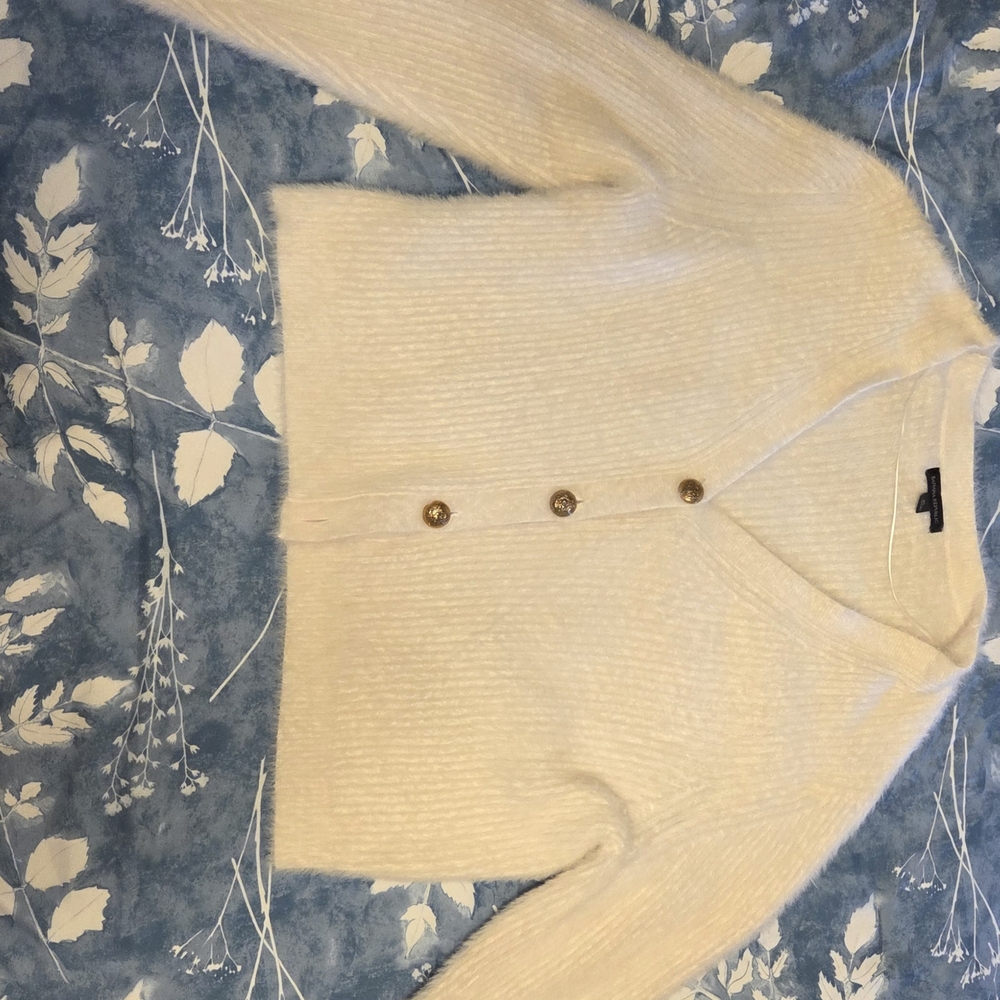 Banana Republic White Cream Knit Sweater With Gold Embellished Buttons